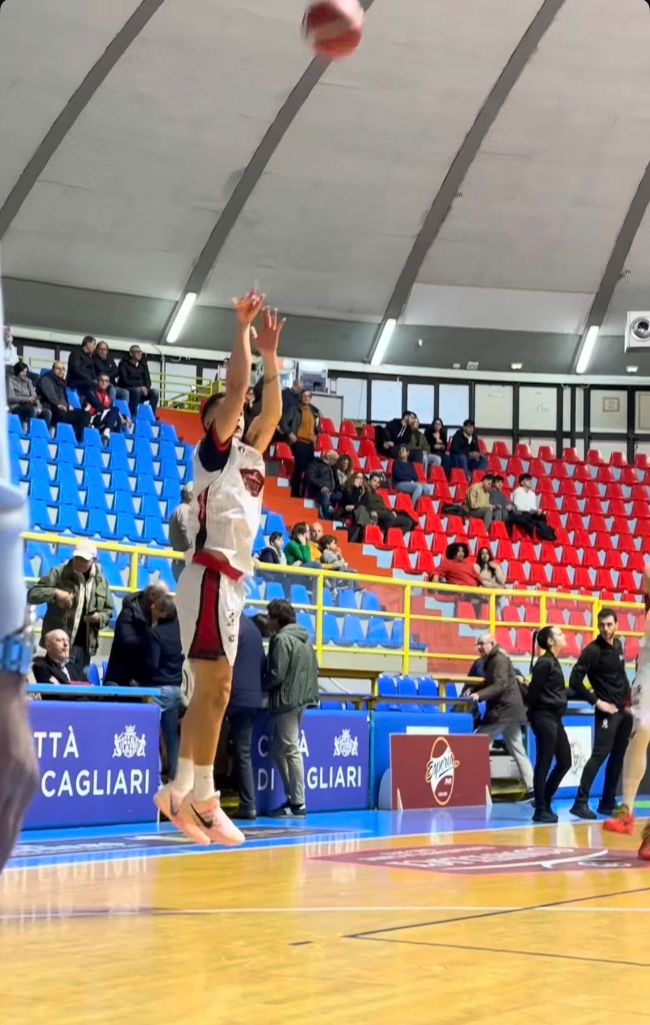 Cagliari e Stella EBK da pronostico, Antoniana di misura,