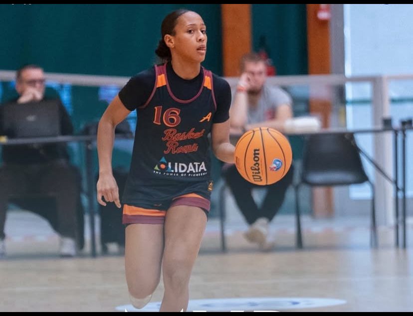 Interzona U17F : Basket Roma prima sorriso