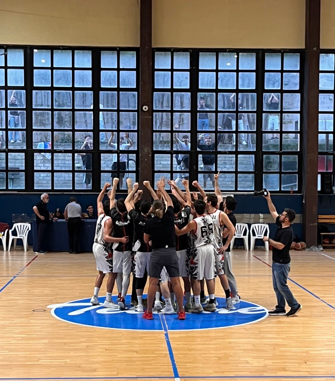 Algarve vola in Semifinale: Smit k.o.