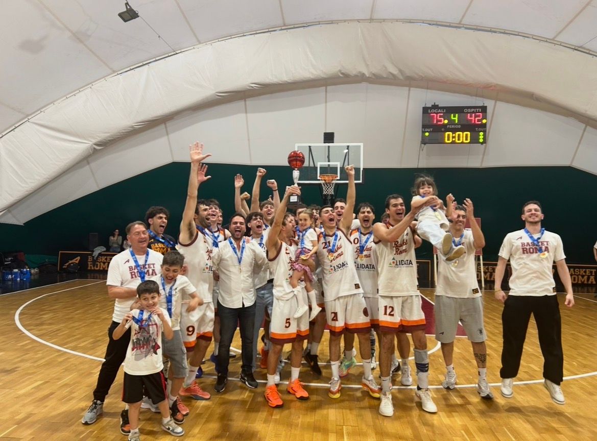 Basket Roma dominio e titolo regionale