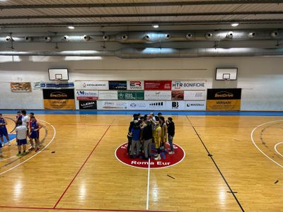 Basket Roma all'overtime