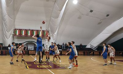 HSC superata da Brindisi, Olidata Roma ok contro Azzurra