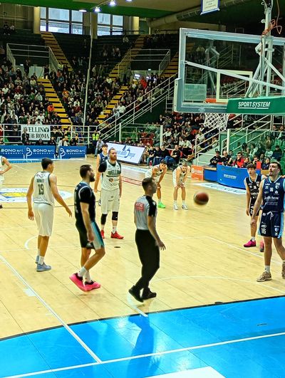 Avellino schianta Roseto e si prepara ai play in