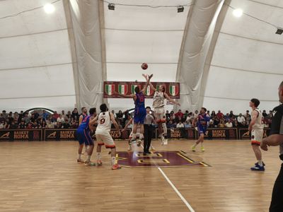 Basket Roma avanti col brivido