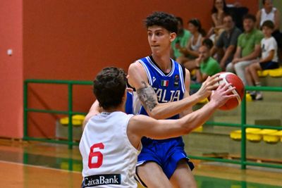 Naz. U20 Torneo di Domegge Italia-Spagna 79-73 (Accorsi 21)