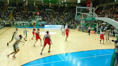 Avellino resta imbattuta contro Forlì (94-81)